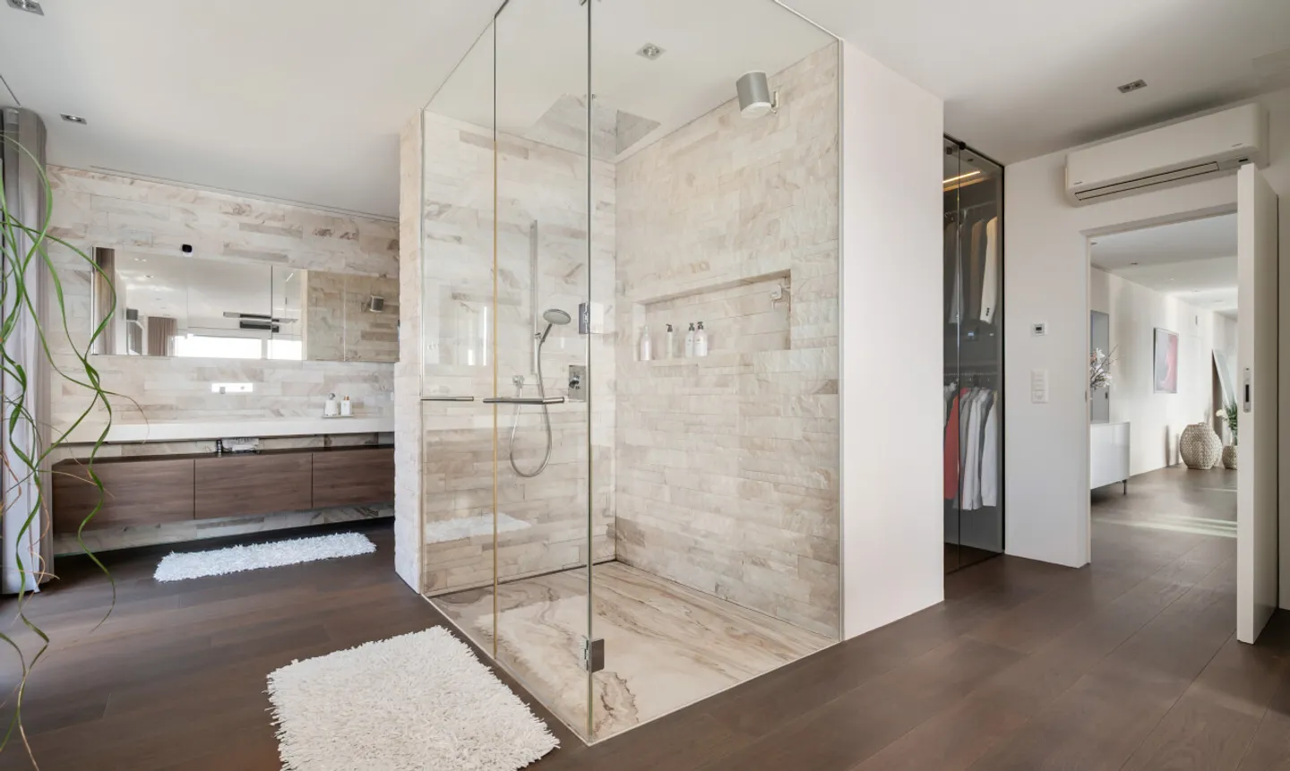 Exklusive Attika-Terrassenwohnung in Wil - Ruhe, Stil und Weitblick - Foto 8 di 11