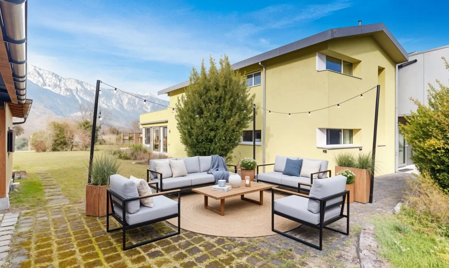 Contemporary villa with a view of the Dents du Midi and unique potential - Photo 2 of 11