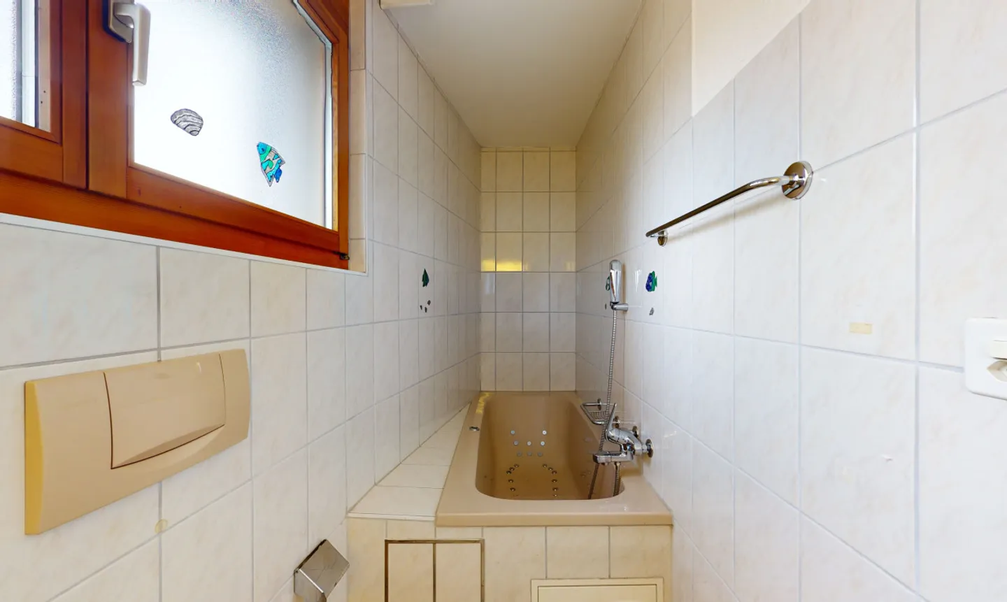 Appartamento elegante con 4 stanze, giardino d'inverno e stufa svedese - Foto 8 di 13