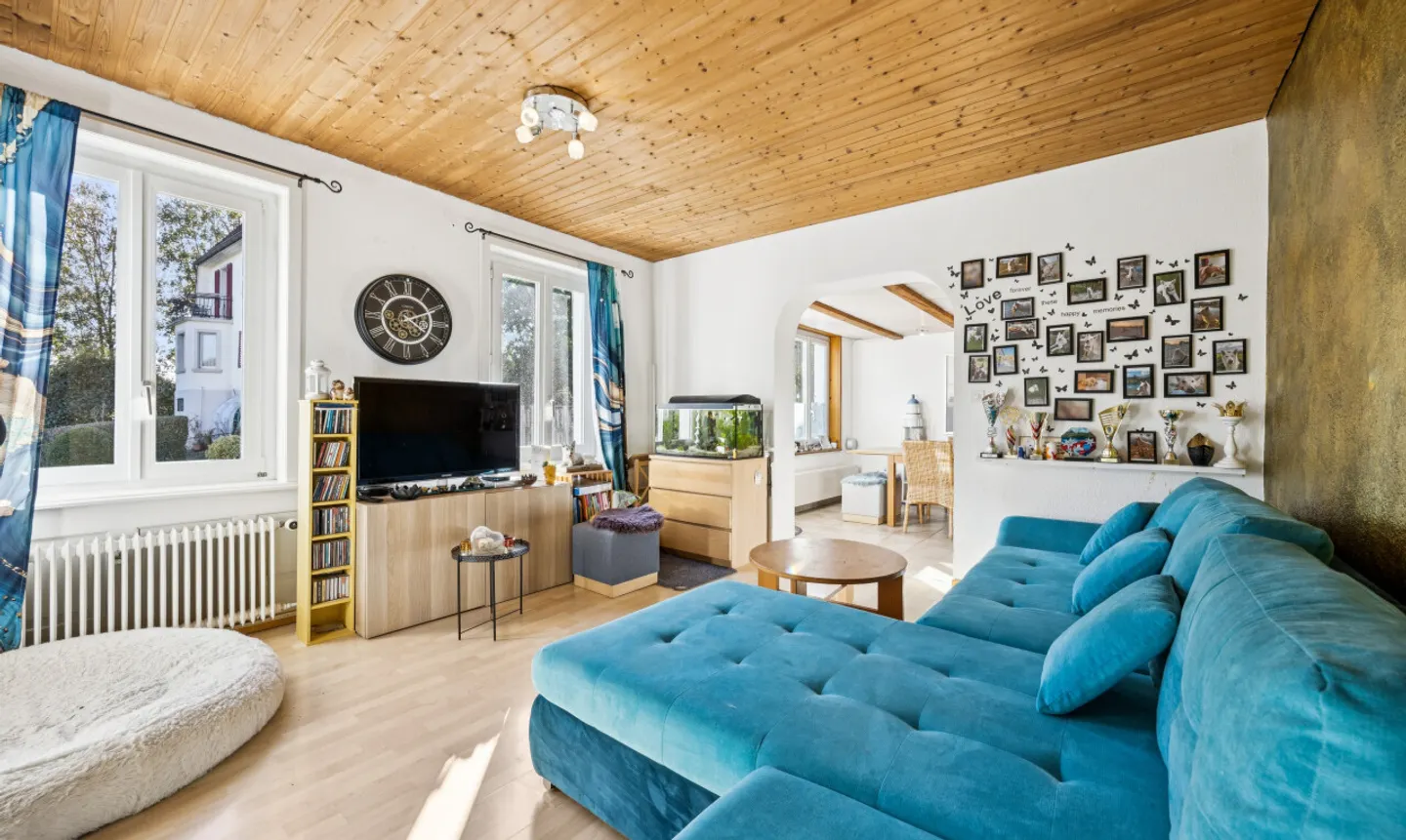 Residential building with plenty of space and opportunities - additional building land optional - Photo 8 of 11