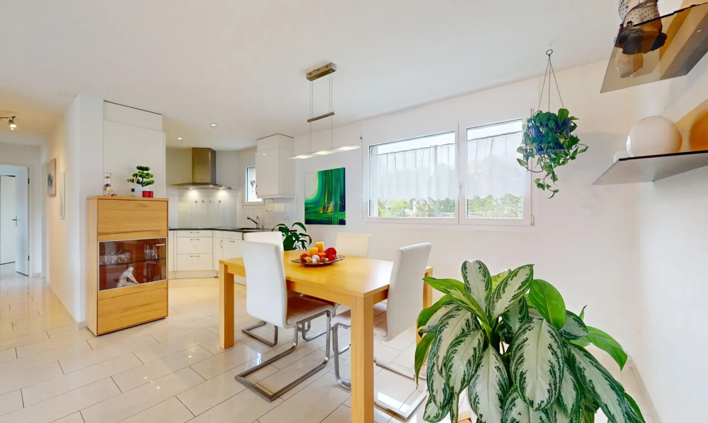 La tua nuova casa con un grande balcone e vista panoramica - Foto 5 di 13