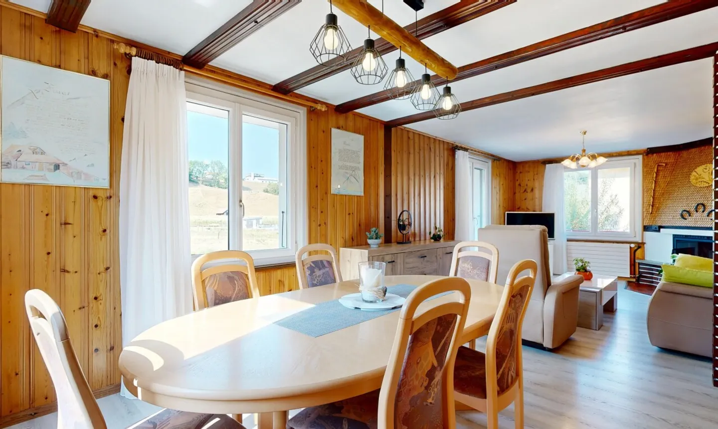 Casa multifamiliare a Broc – 6,5 stanze e grande potenziale - Foto 3 di 11
