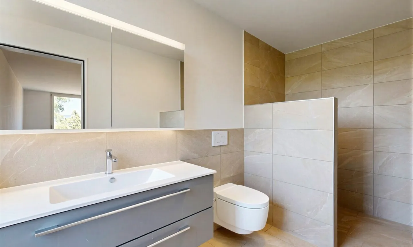 Appartement Attique Stylé avec Terrasse - Photo 10 sur 11
