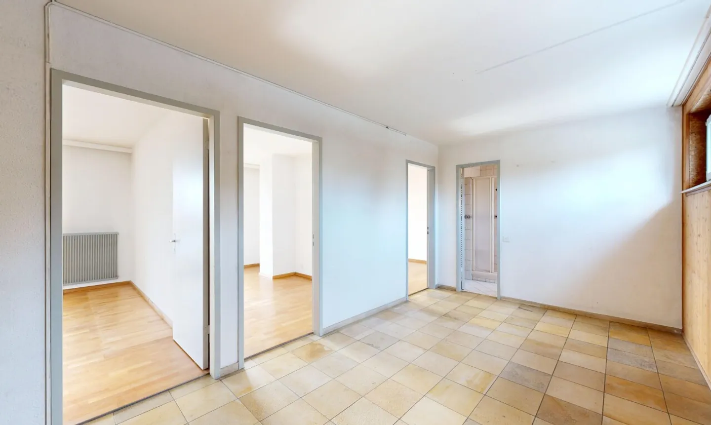 Charming terraced house with garden in family-friendly location - Photo 12 of 13