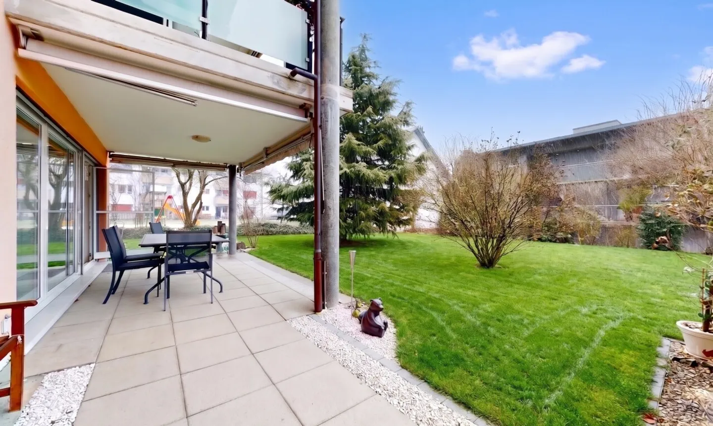 Appartement de jardin spacieux et bien entretenu dans un endroit calme - Photo 7 sur 11