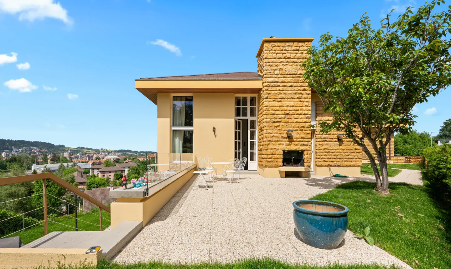 Demeure de maître de 480m² avec appartement de rendement - Photo 5 of 11