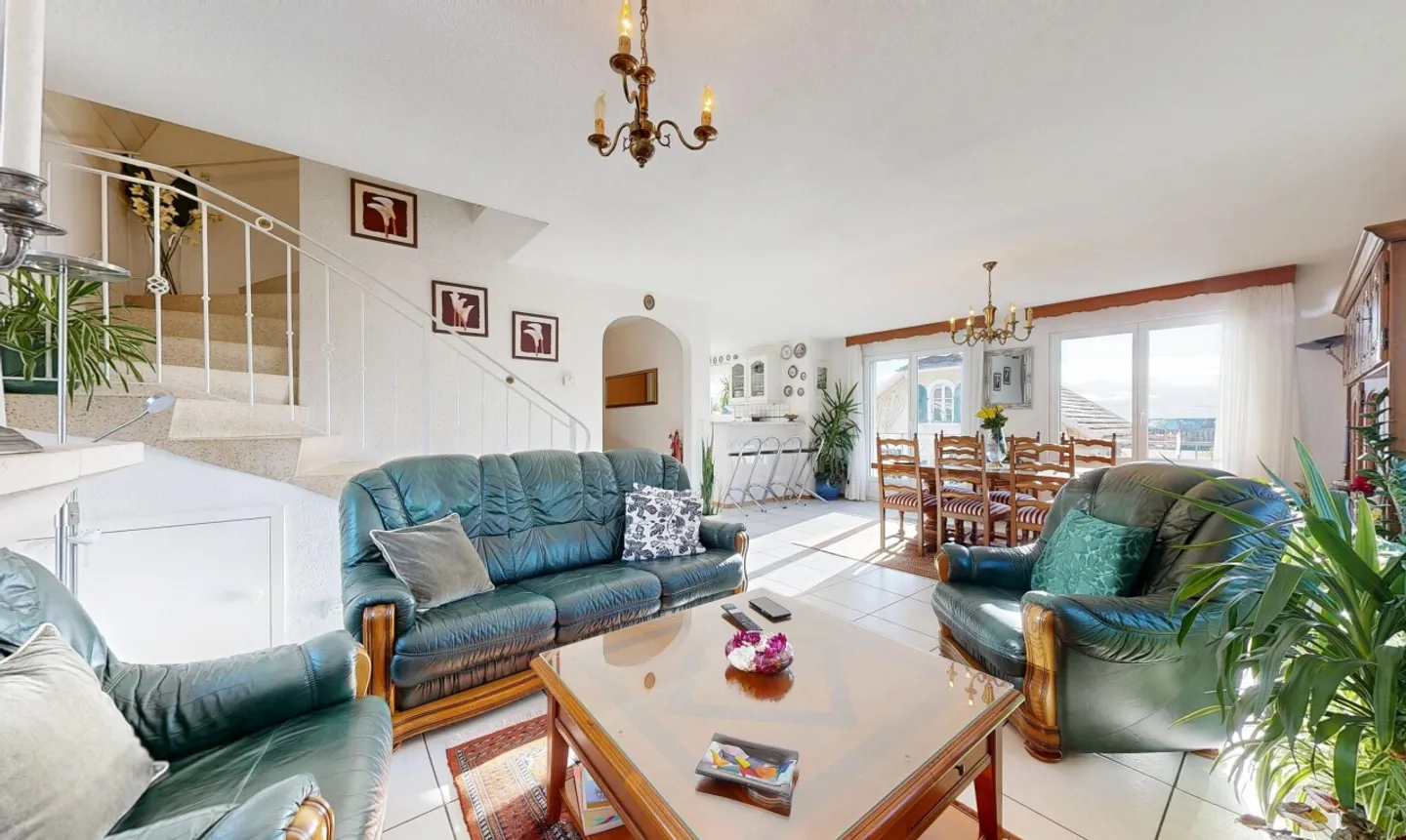 Luminoso duplex a due passi dal centro di Morges - Foto 1 di 13