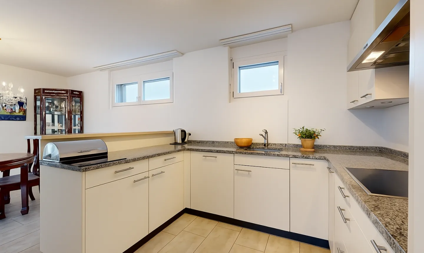 Belle appartement en attique de 3,5 pièces avec vue à Schlieren - Photo 3 sur 11