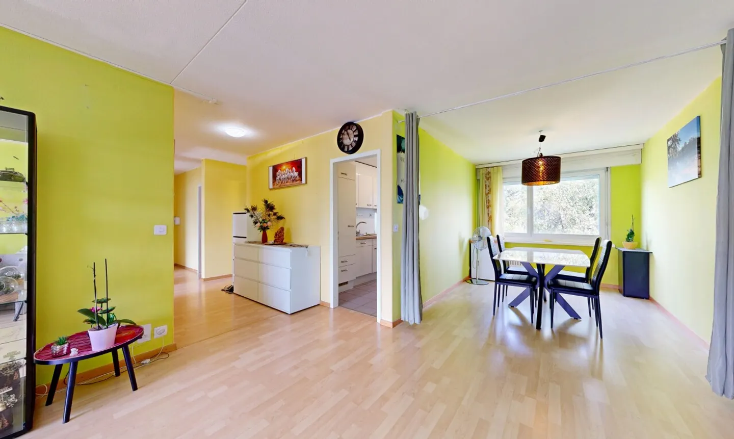 Ruhige 5-Zimmer-Wohnung mit Balkon - Foto 2 von 11