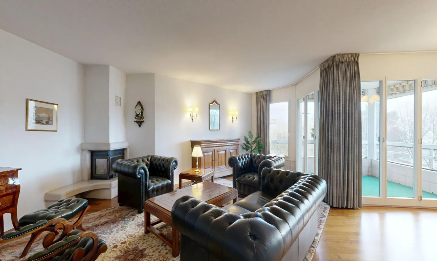 Luminoso appartamento di 4.5 stanze nel cuore di Marly: calma e panorama - Foto 3 di 11