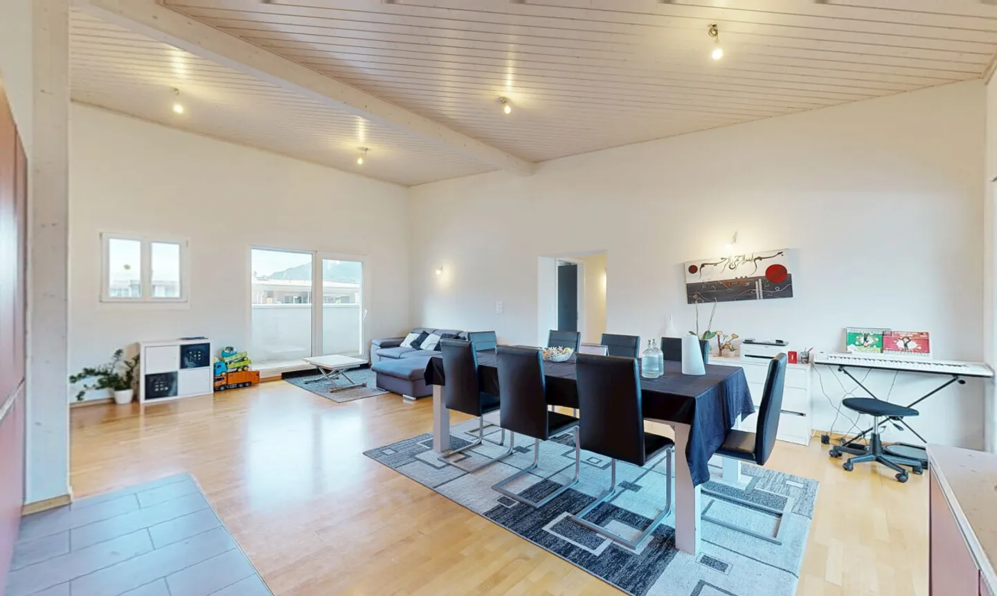 Large Penthouse with 60m² terrace and mountain views. - Photo 1 of 11