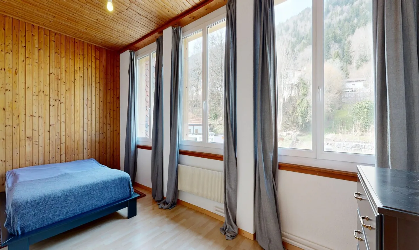 Geräumiges Familienhaus mit Mietpotential - Foto 9 von 11