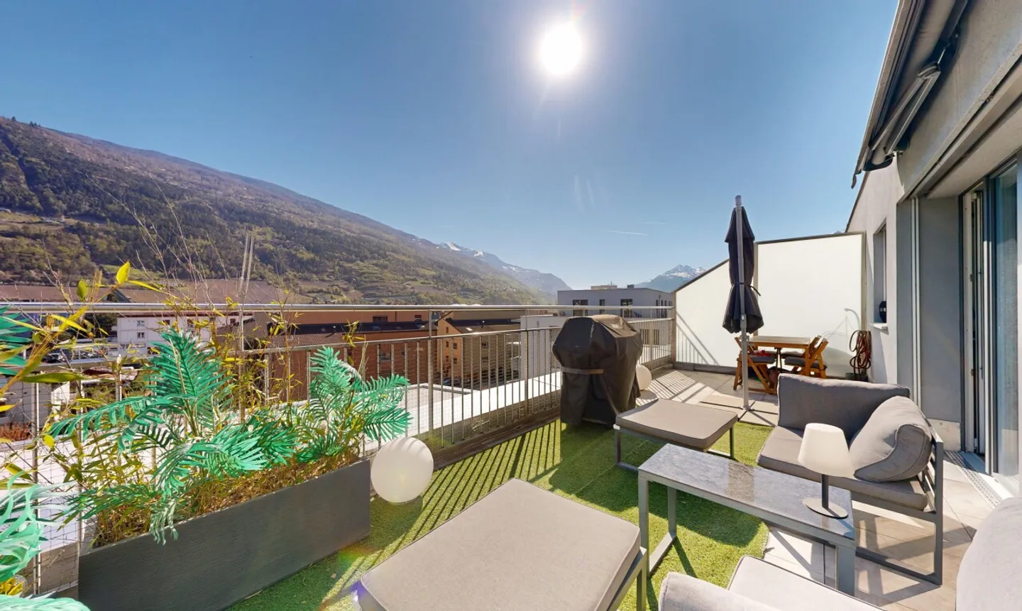 Stunning Penthouse in Sion - Photo 8 of 11