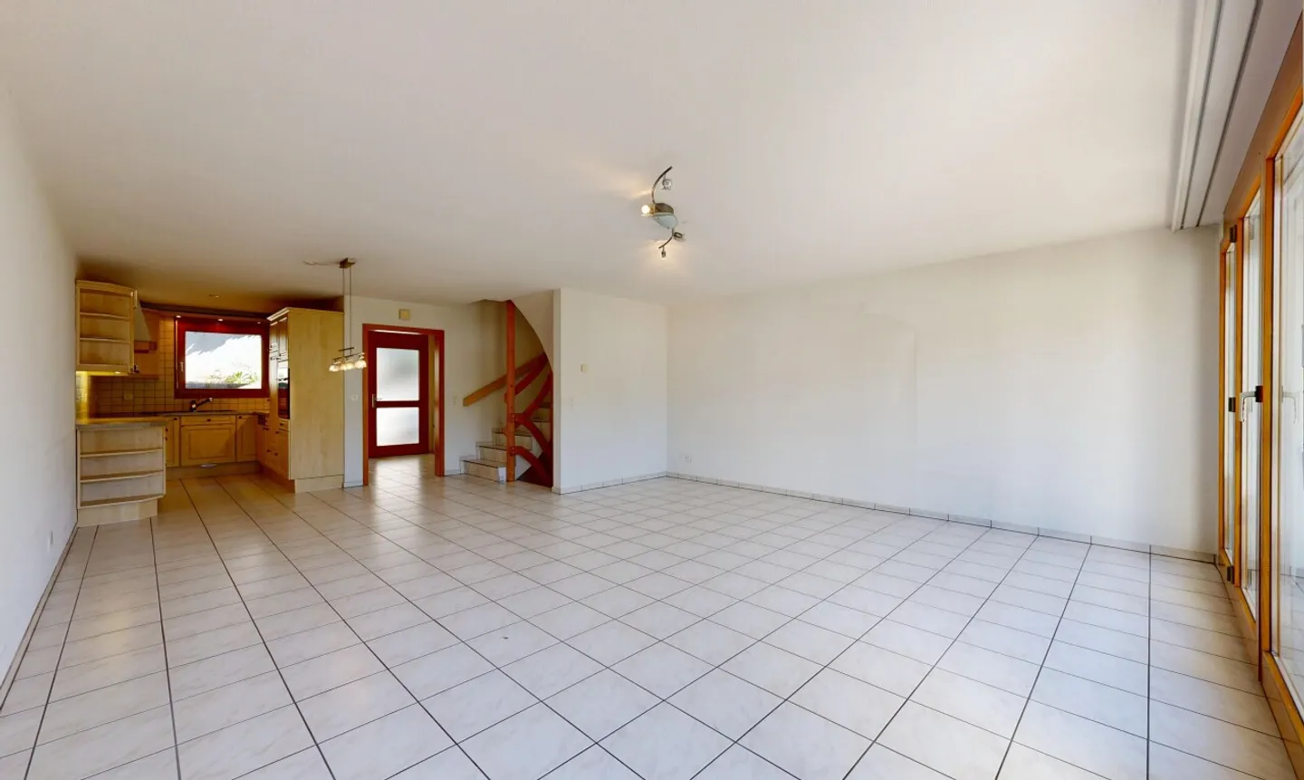 Spacious Corner Townhouse with Garden and Expansion Potential in Zuzgen - Photo 3 of 11