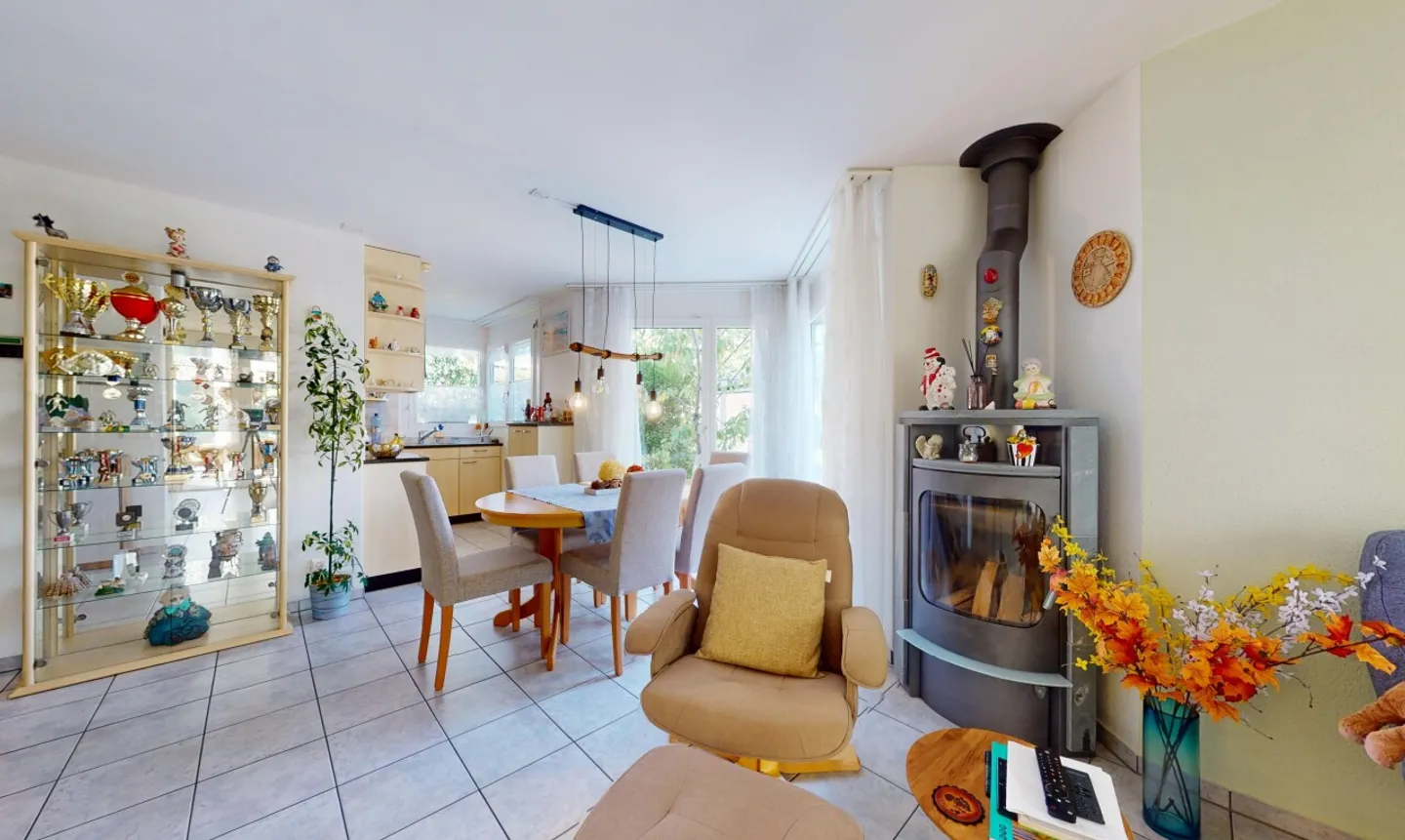 Casa bifamiliare di 5,5 stanze con veranda, giardino e 2 posti auto in garage - Foto 5 di 11