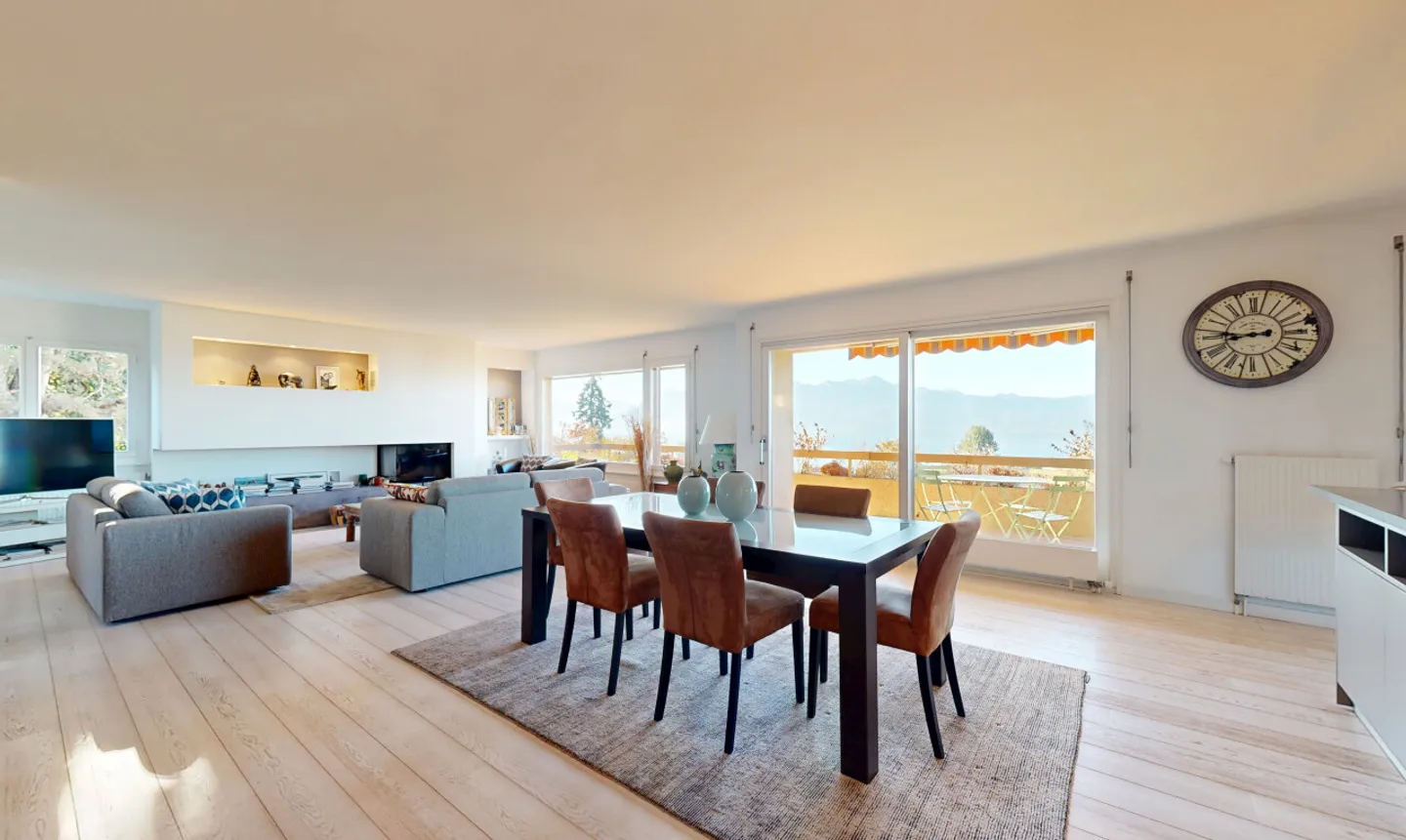 Magnifique appartement de 4,5 pièces avec vue panoramique sur le lac - Photo 5 of 11