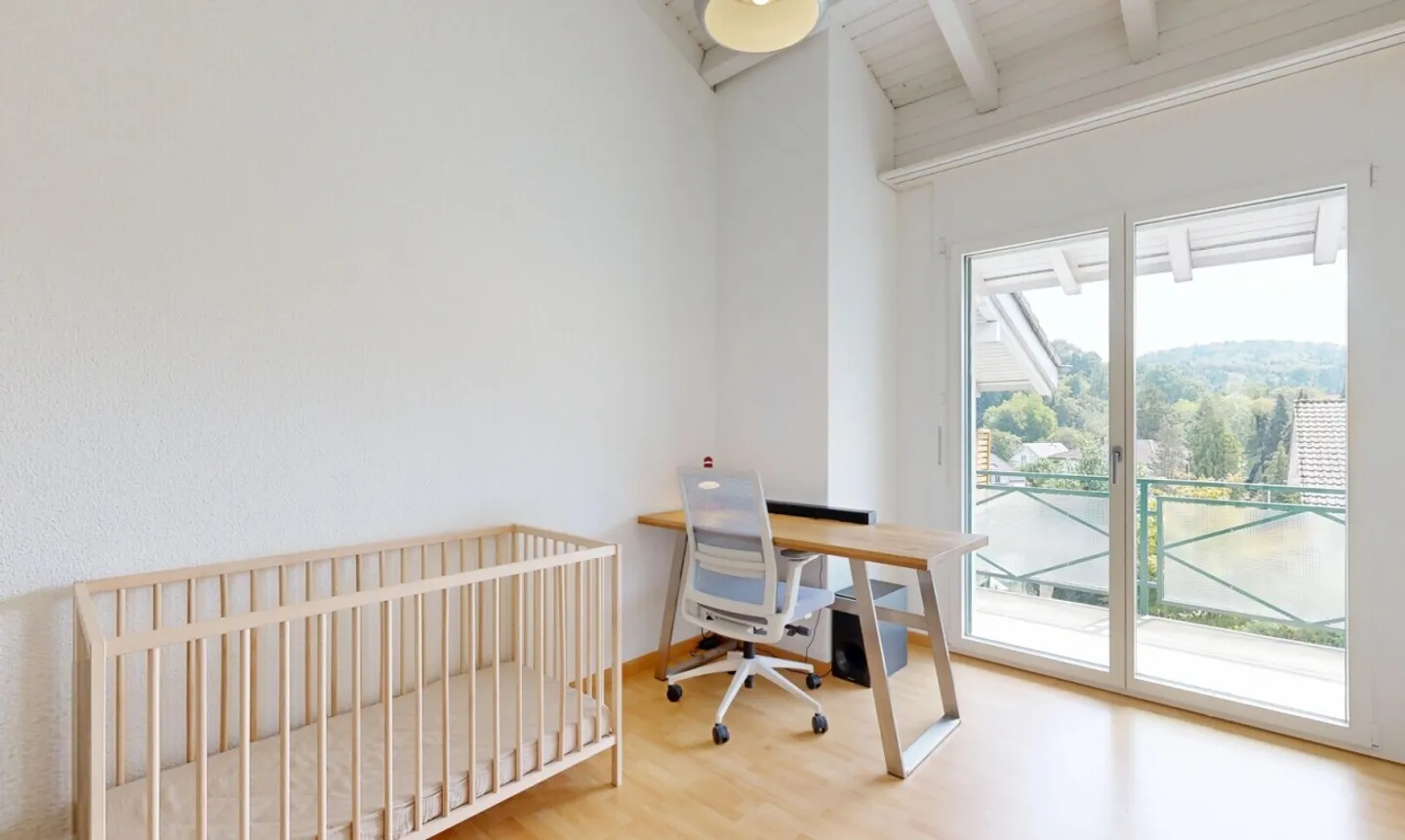 Renoviertes Eckhaus in Bergdietikon - Foto 5 von 11