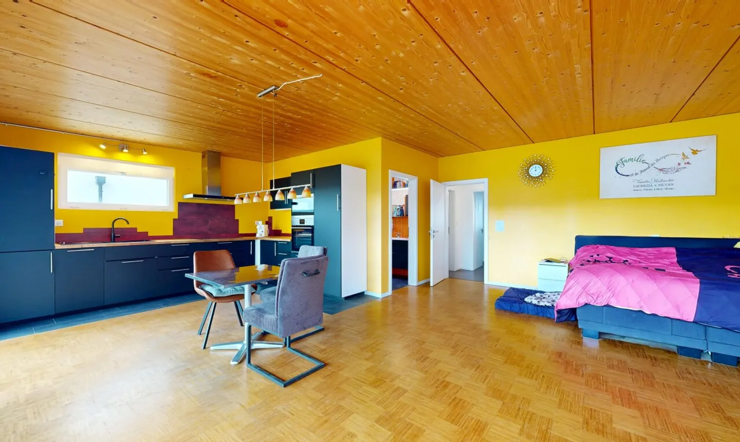 Modern single-family house with loft character and large garden - Photo 2 of 11