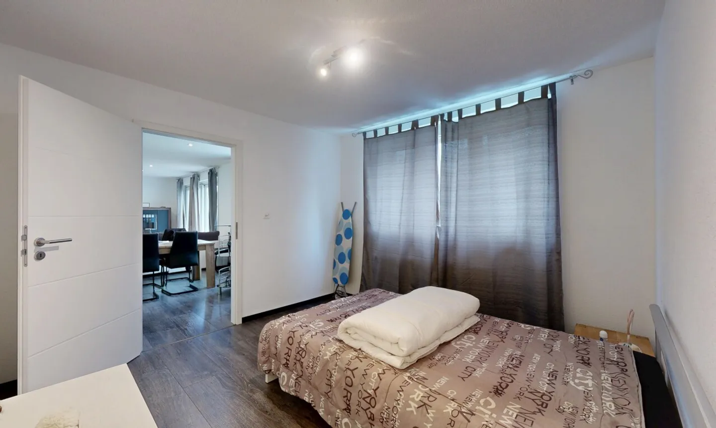 Edificio con eccellente rendimento completamente ristrutturato! - Foto 10 di 11