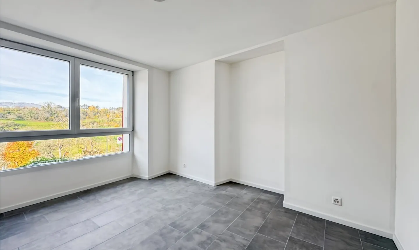 BUILDING IN ORBE (YIELD approx. 4.33%) - Photo 8 of 11