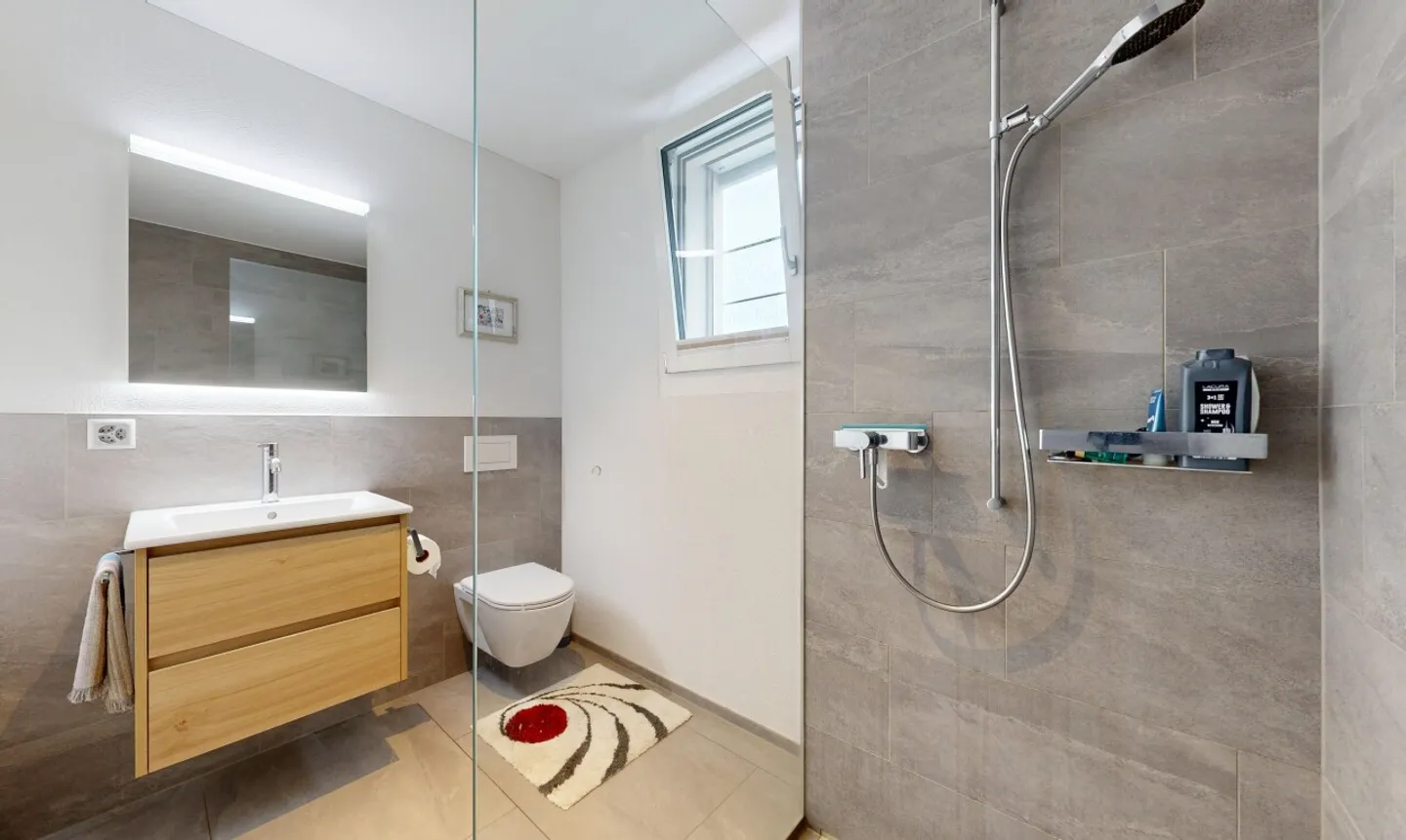 Appartamento Attico Moderno con Grande Terrazza Sud - Foto 12 di 13