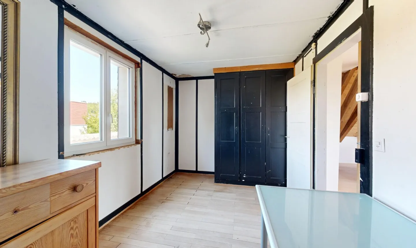 Detached property with space for your own ideas - Photo 9 of 11