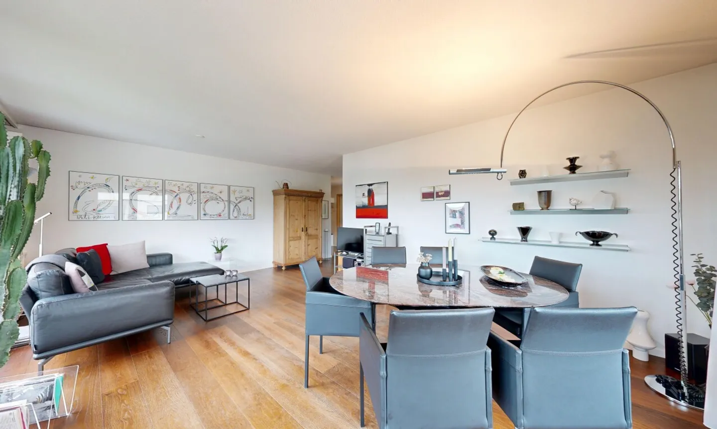 Appartamento 4.5 camere ben curato in una posizione tranquilla a Schönbühl - Foto 1 di 11