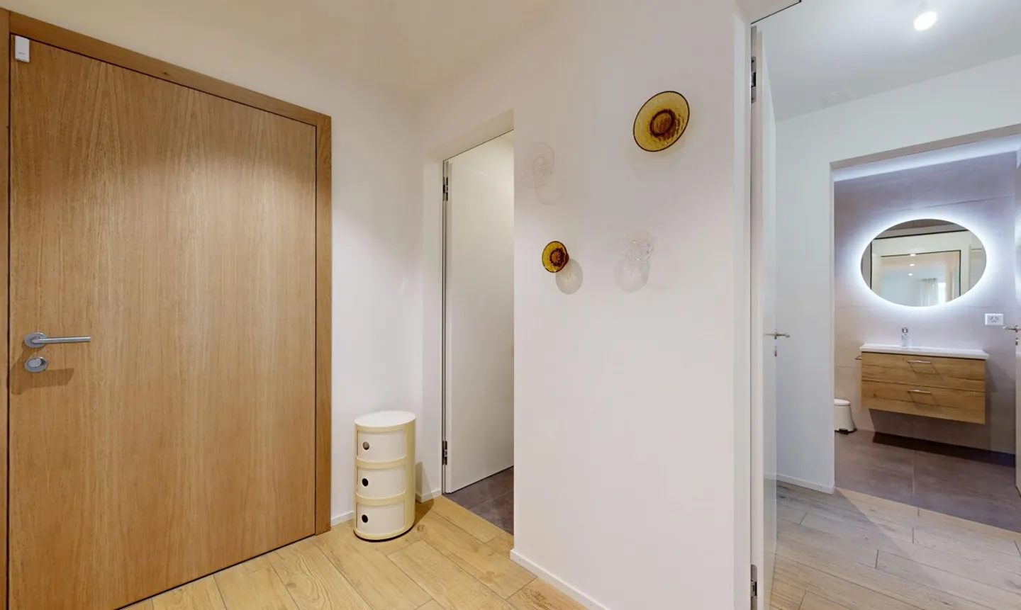 Appartement au bord du lac - Photo 9 sur 11