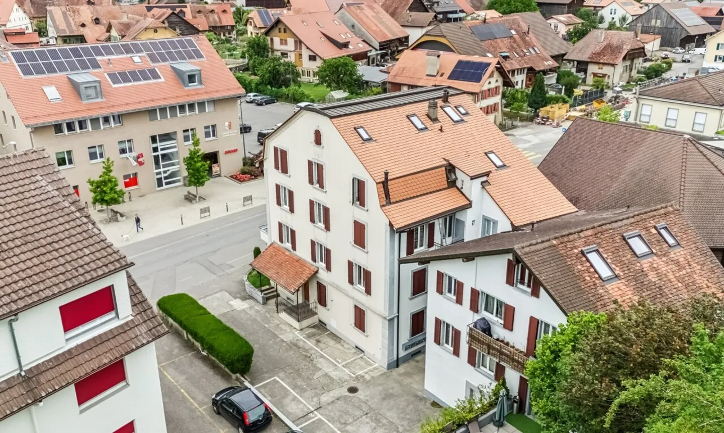 Renoviertes Renditegebäude - Foto 2 von 13