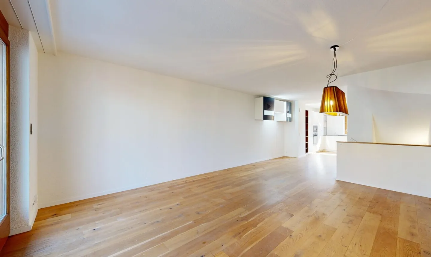 Living on four floors in a family-friendly location - Photo 3 of 13