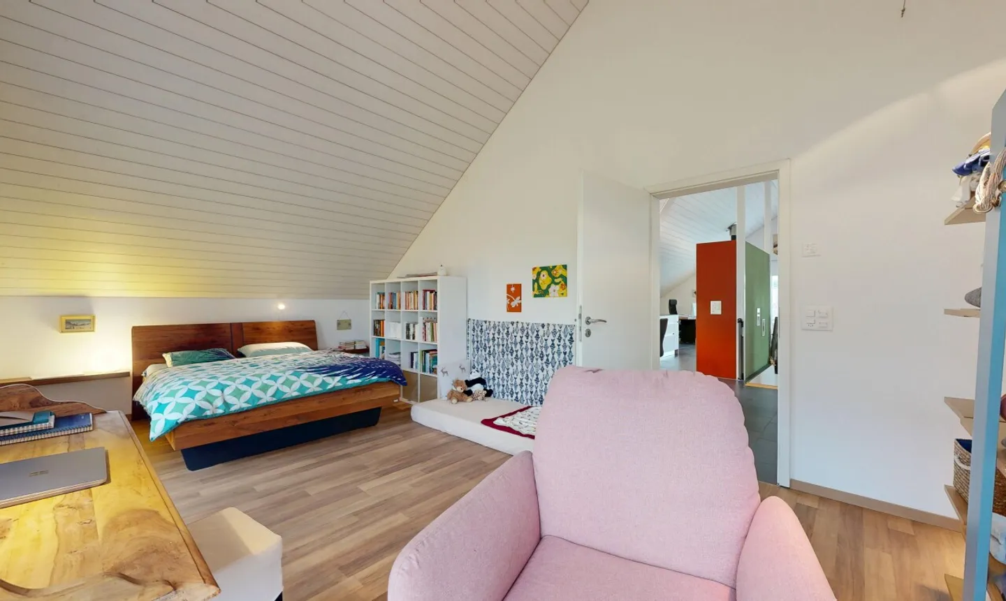 Moderne Attikawohnung mit Terrasse - Foto 8 von 11