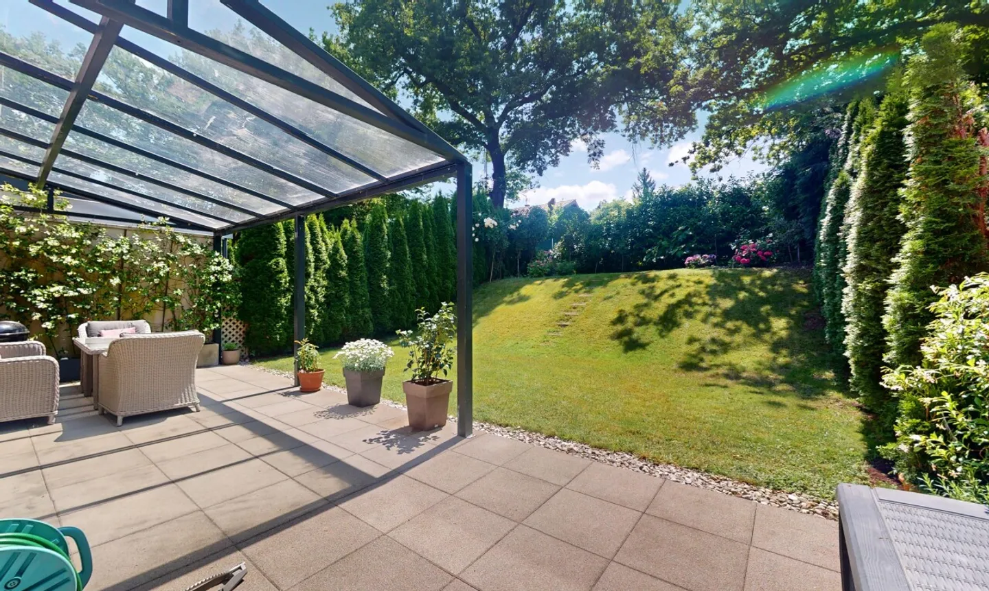 Charmantes Reihenhaus mit Garten - Foto 5 von 13