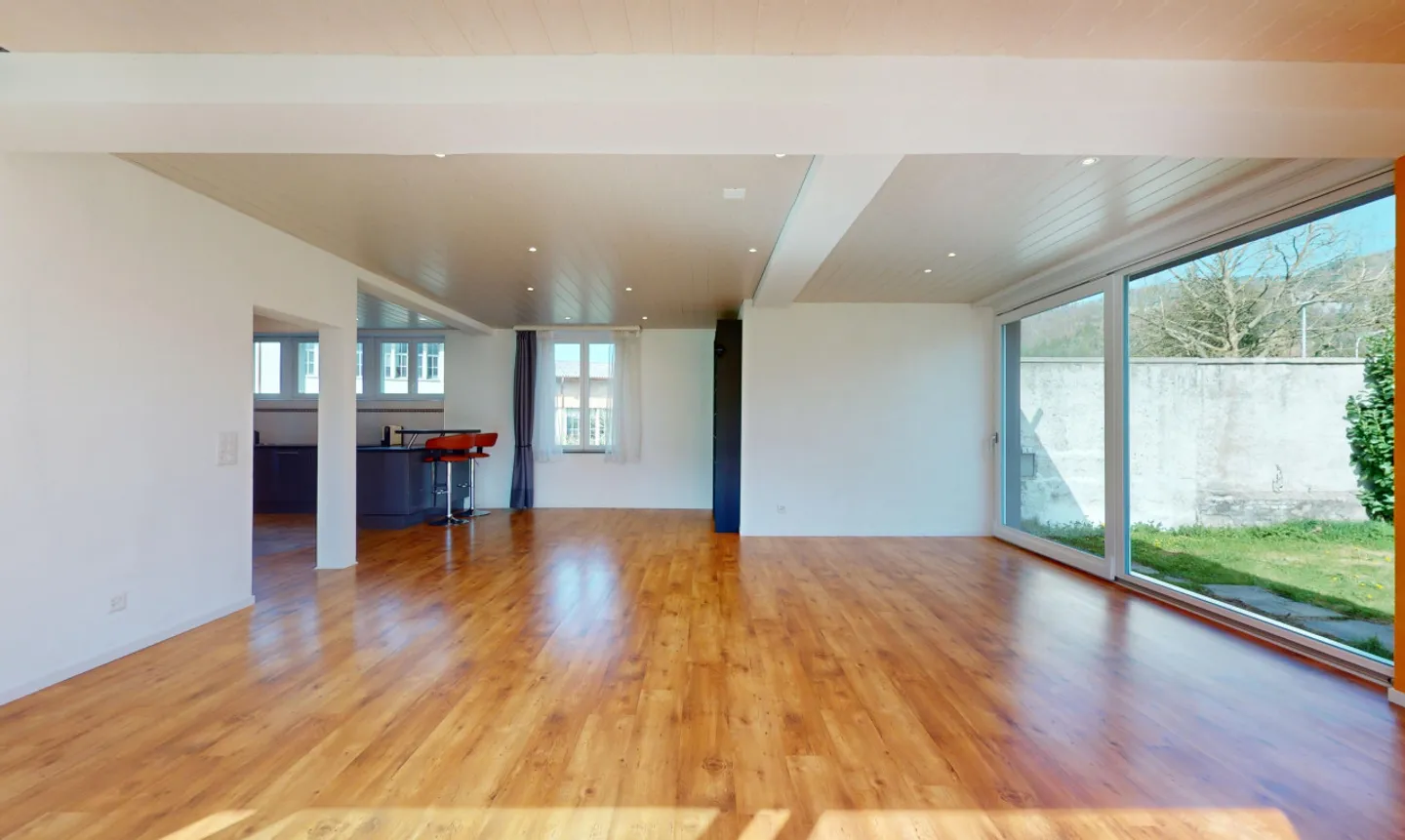 Charmante maison individuelle avec vue imprenable et grand jardin - Photo 5 sur 13