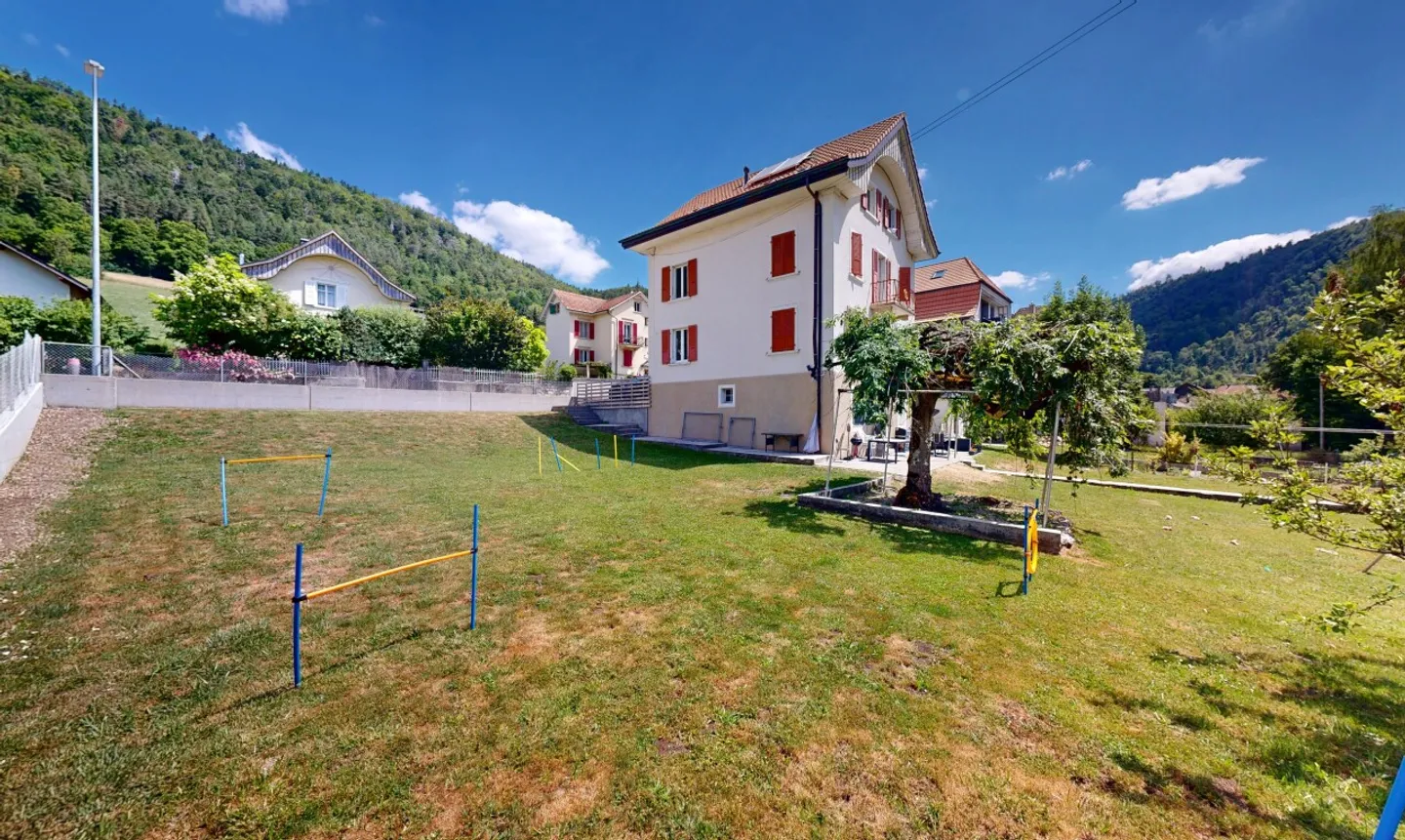Maison avec Jardin & Potentiel d'Investissement - Photo 1 sur 11