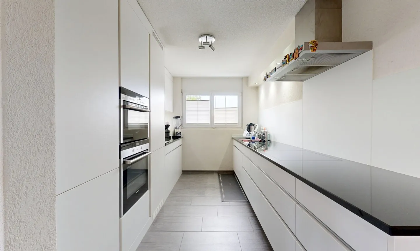 Ampia casa familiare a schiera in una posizione tranquilla - Foto 5 di 13