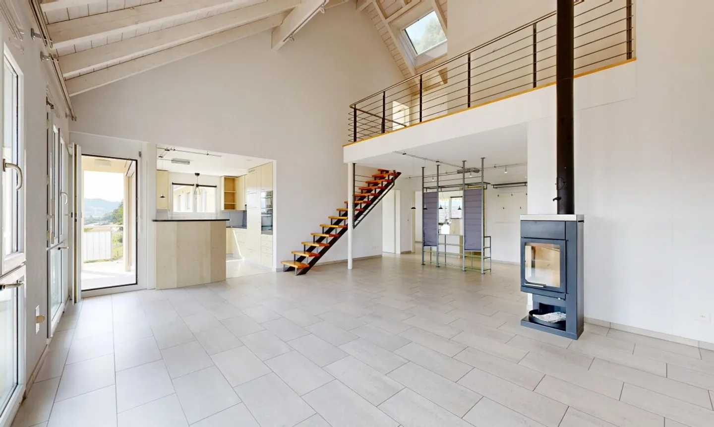 4.5 Zimmer-Maisonettewohnung in Brittnau - Photo 3 of 11