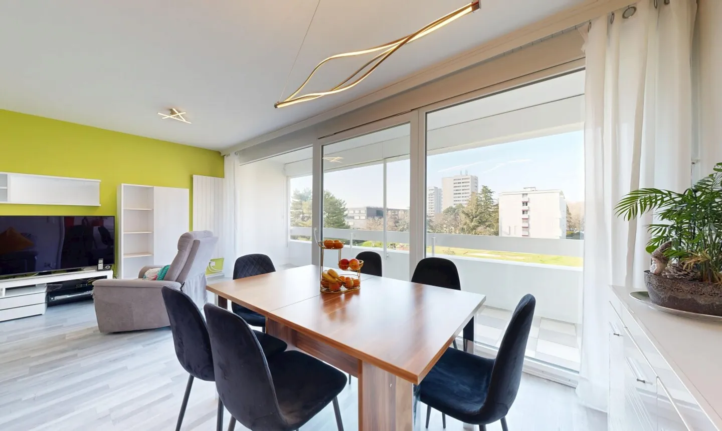 Appartement Lumineux en Zone Calme - Photo 5 sur 11