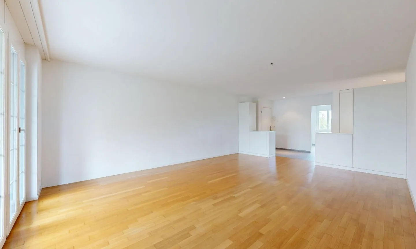 Vivere con comfort e vicinanza - posizione attraente a Rümlang - Foto 2 di 11