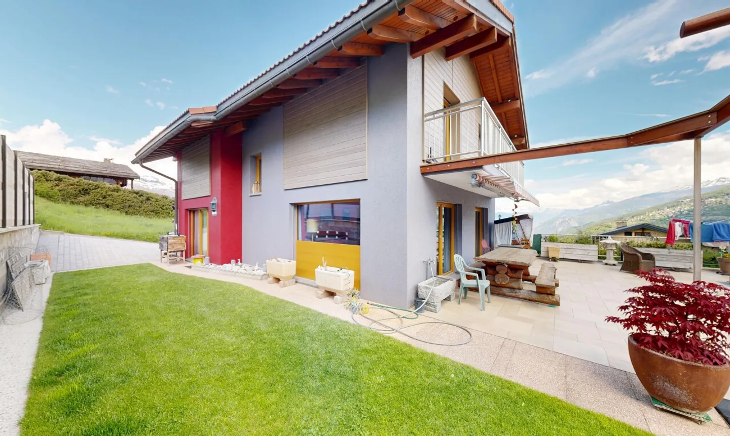 Family Home in Peaceful Sornard - Photo 9 of 11