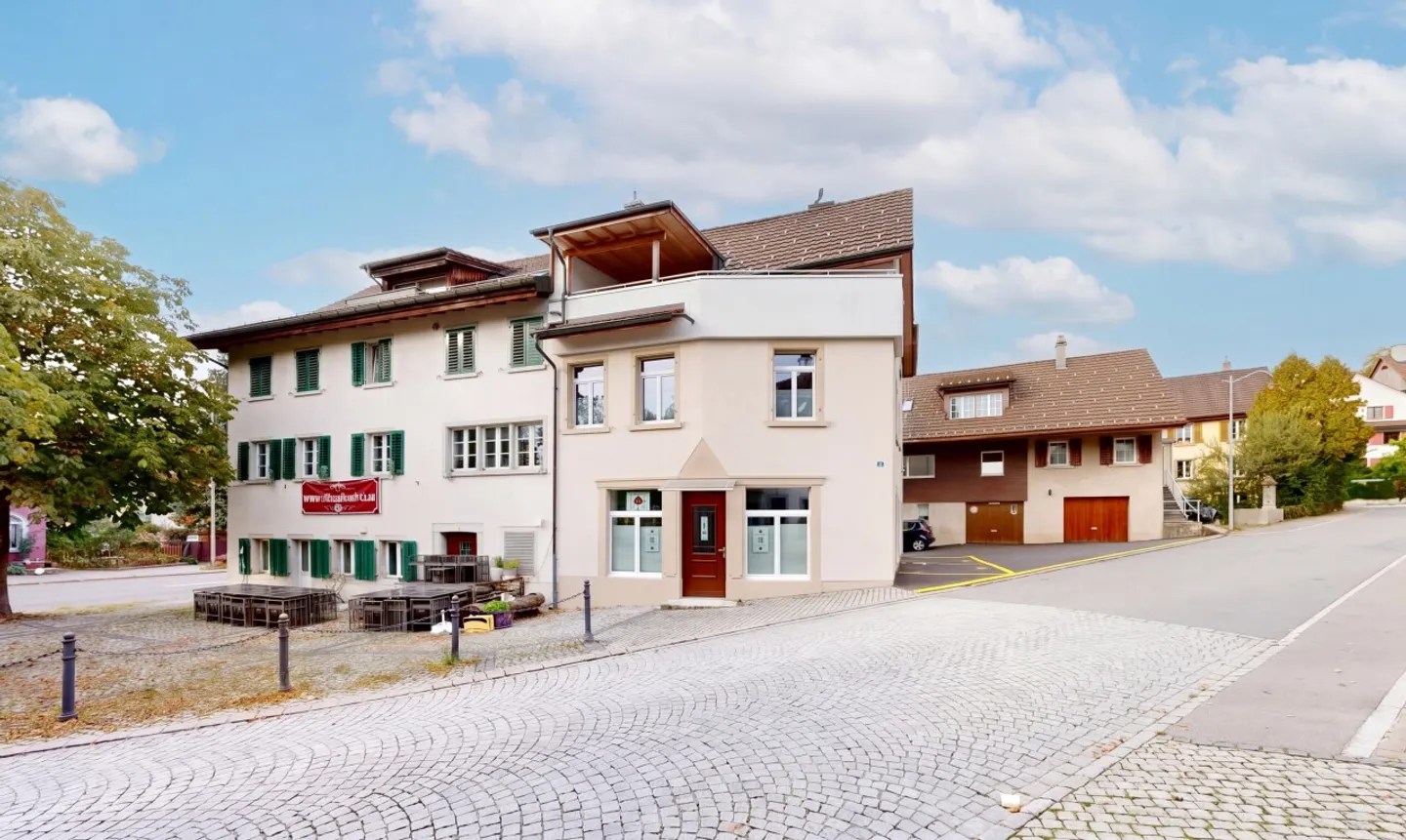 Characterful Semi-Detached Single-Family House Including Commercial Space - Photo 1 of 11