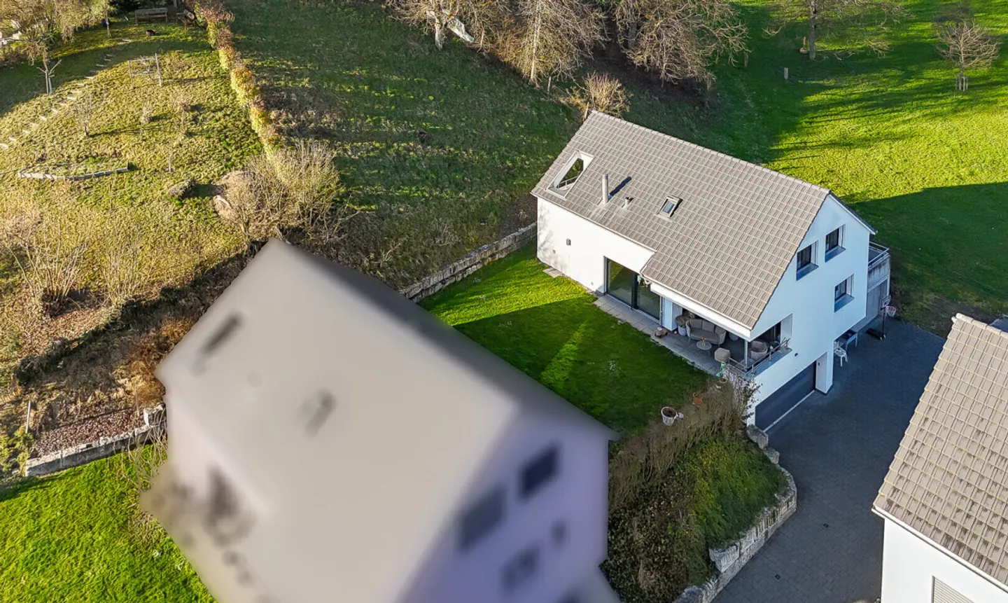 Newly built single-family home with sauna, garden, and high-quality finish - Photo 1 of 11