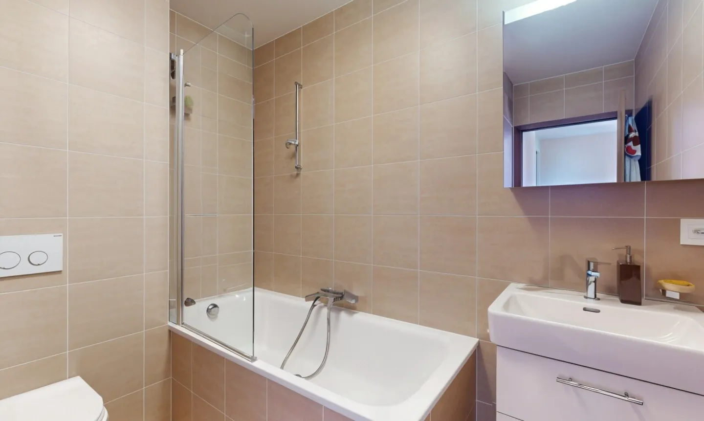 Charmantes Reihenhaus mit Garten - Foto 12 von 13