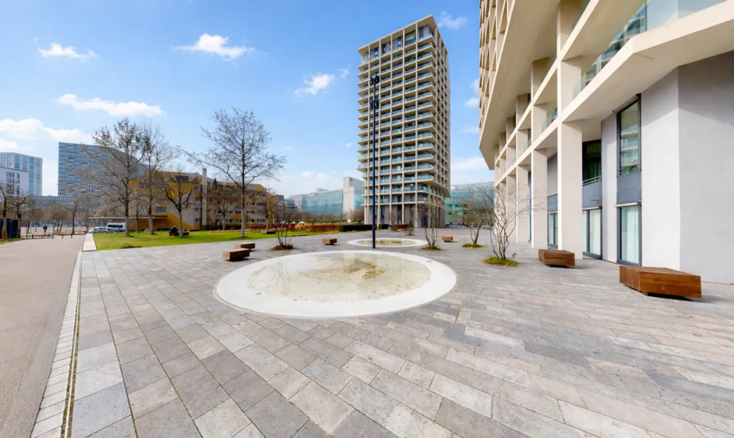 Luxury Studio in "The Metropolitans" - Photo 1 of 9