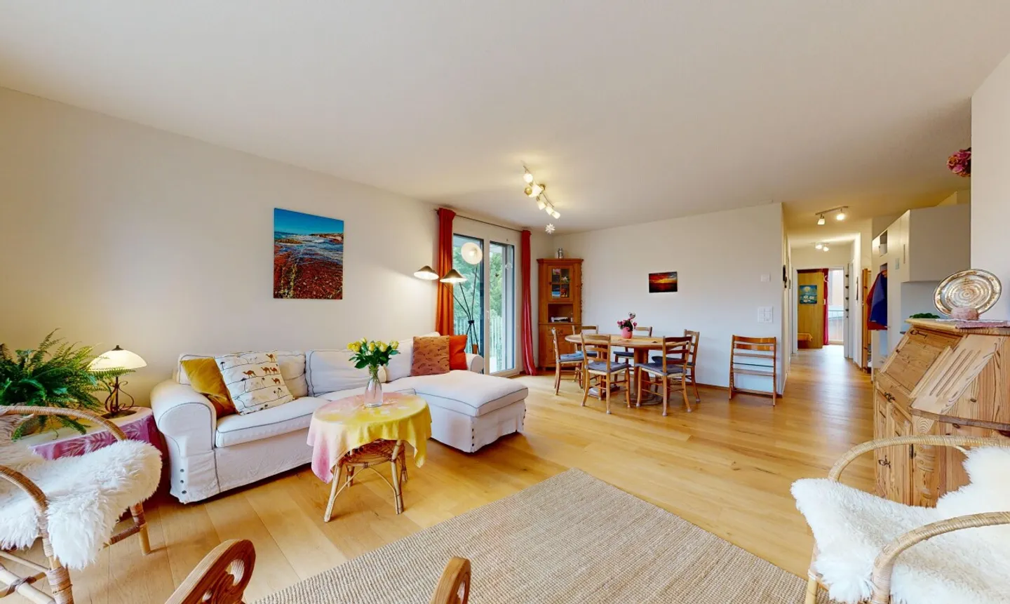 Moderne Wohnung mit Bergblick - Foto 3 von 11