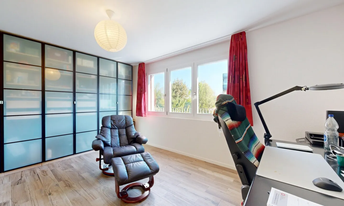 Modern 4.5-room garden apartment with spacious terrace - Photo 7 of 11