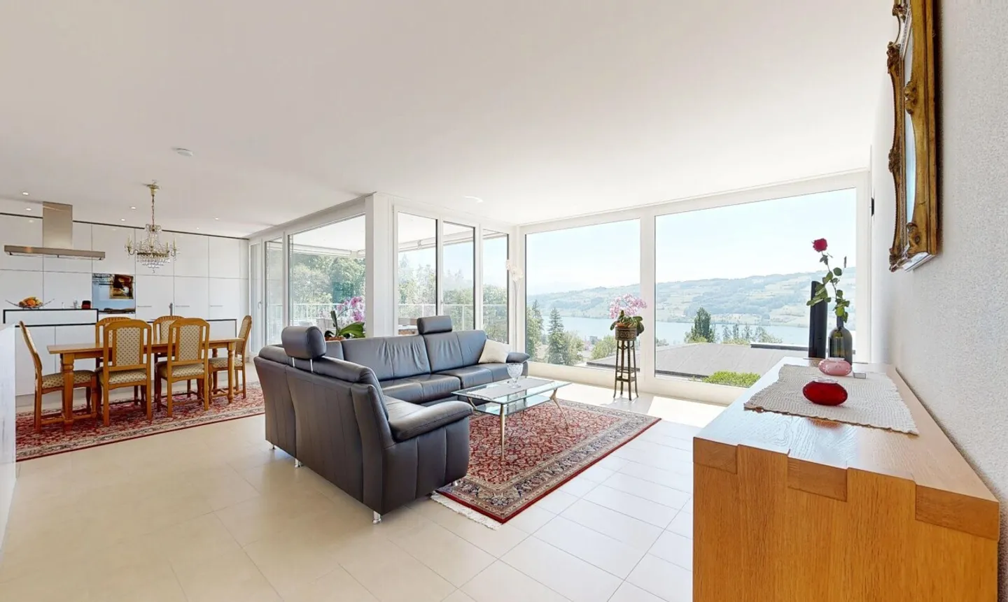 Modernes Einfamilienhaus mit Seesicht, Terrasse &amp; viel Komfort - Photo 4 sur 13
