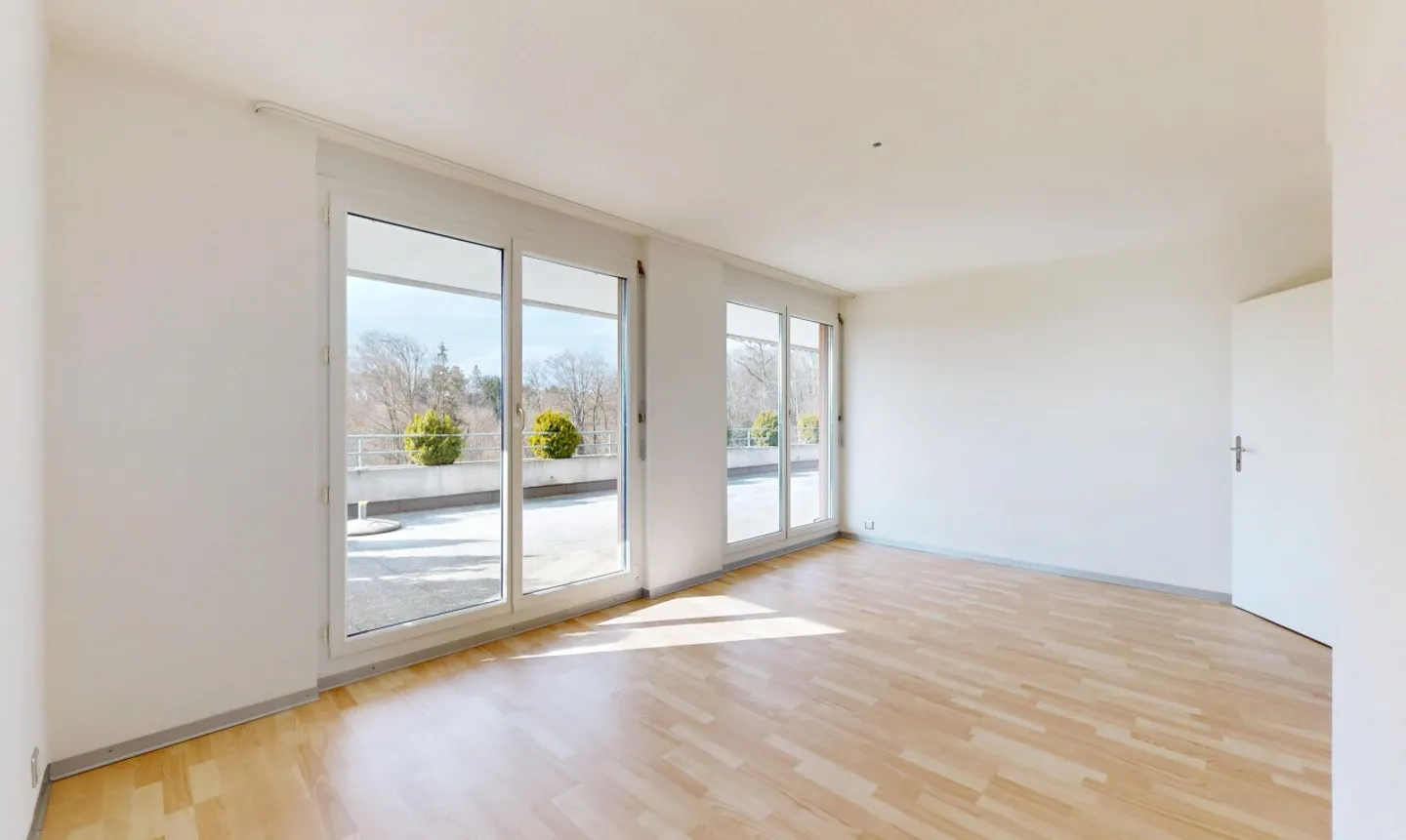 Grosszügige 5.5-Zimmer Terrassenwohnung in Düdingen - Photo 7 sur 13
