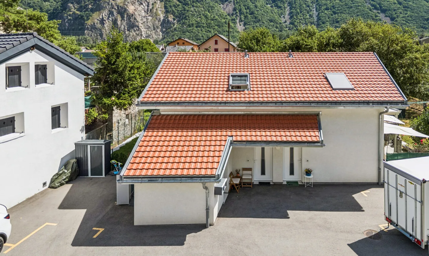 Wunderschönes 120 m² Doppelhaus in Vernayaz - Foto 2 von 11