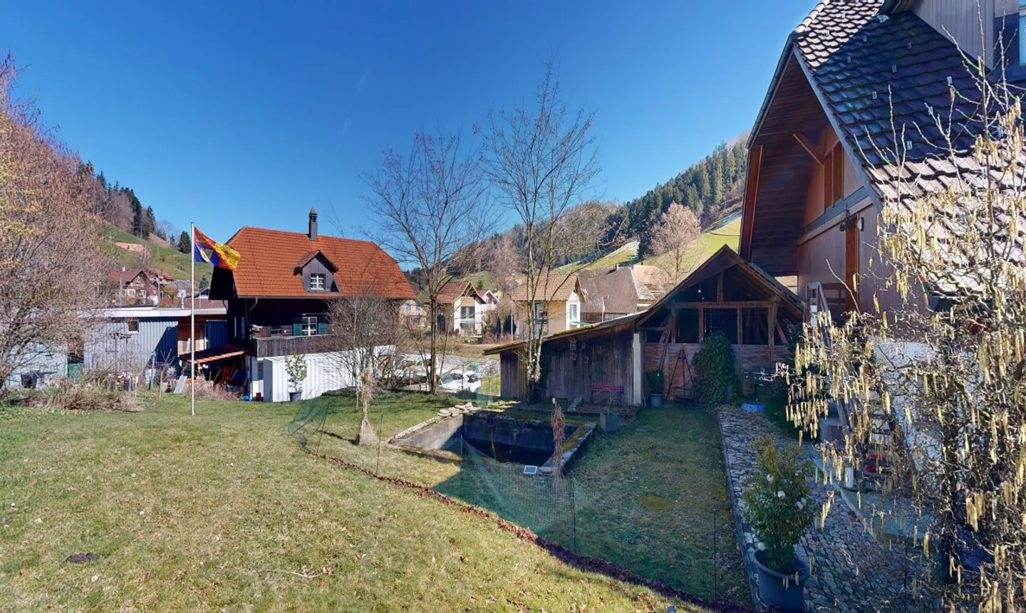 Charmantes Bauernhaus mit Gewerbefläche - Foto 8 von 11