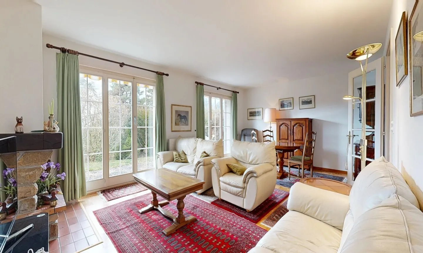 Individual villa with a view of the Alps and swimming pool, in the heart of Blonay - Photo 4 of 11